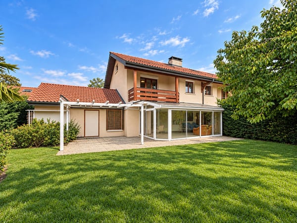 Belle villa familiale, au calme absolu et à deux pas du lac 1