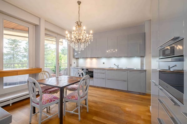 En exclusivité ! Superbe 7 pièces en SI avec terrasses de plus de 120 m² 5