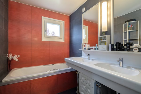 Spacieux duplex en attique de 235 m² entièrement rénové 7