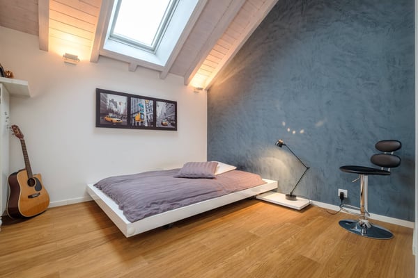 Spacieux duplex en attique de 235 m² entièrement rénové 10