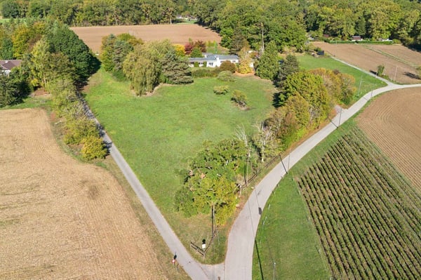 En exclusivité : Villa individuelle sur une vaste parcelle de plus de 8'000 m² 13