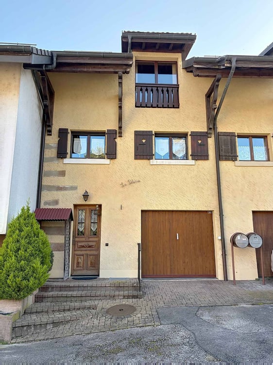 Magnifique maison de caractère proche de Nyon 13