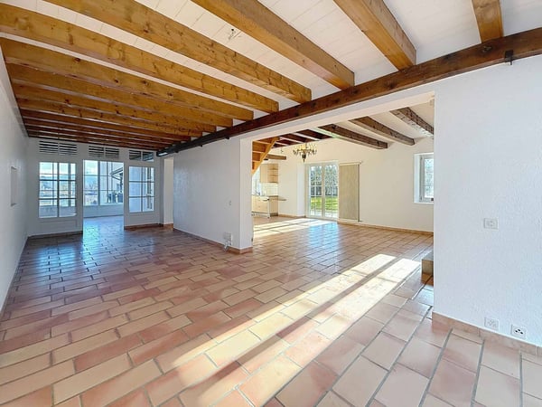 En EXCLUSIVITÉ ! Magnifique maison authentique au charme indéniable 4