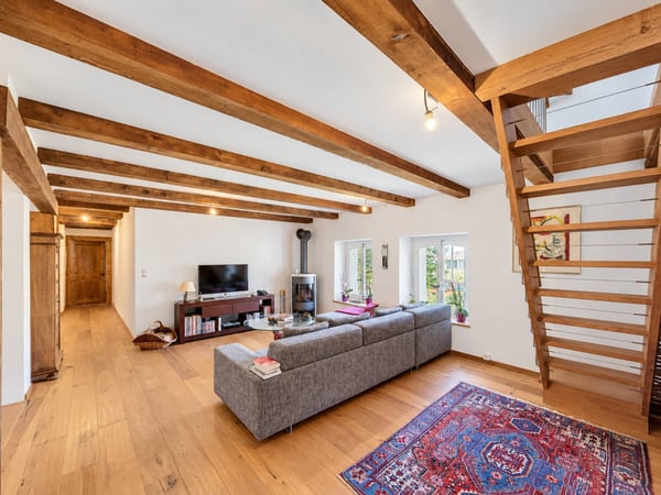 Une maison de caractère pleine d'âme au cur de Colombier 8