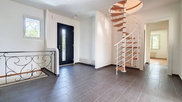 Villa individuelle de 2 pièces avec un grand jardin 4