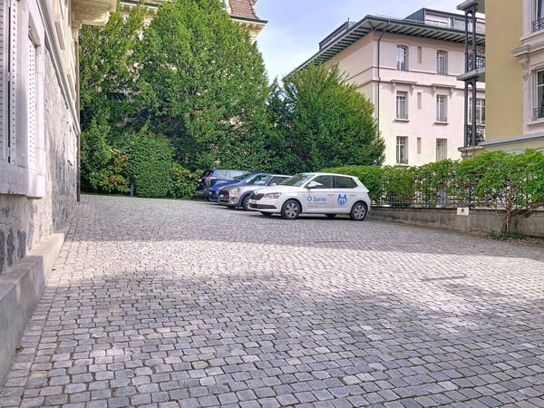 Rez-de-jardin de prestige au cur du quartier de Florimont 12