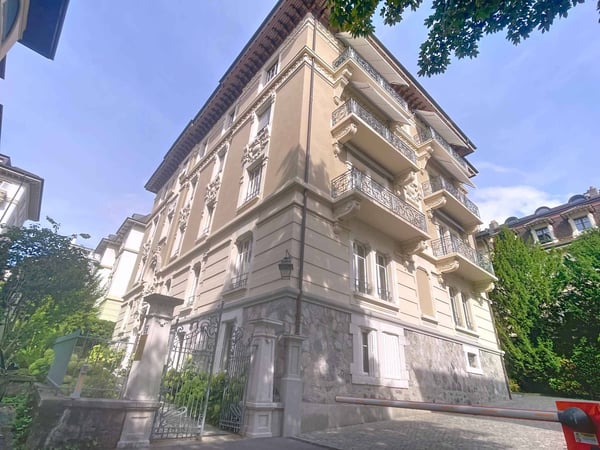 Rez-de-jardin de prestige au cur du quartier de Florimont 13