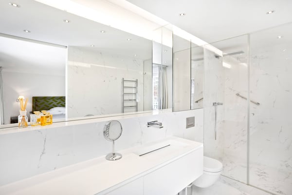 Attique contemporain à un instant du lac 7