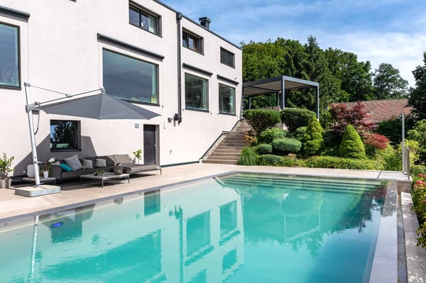 Villa moderne de standing de plus de 350 m² avec vue sur le lac 5
