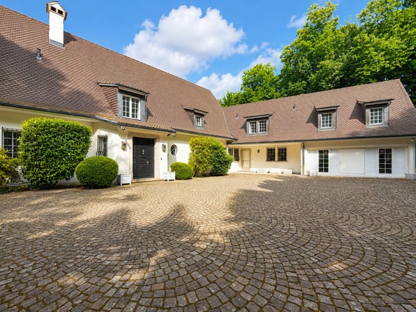 Maison de maître d'exception sur un parc de près de 11'000 m² 2