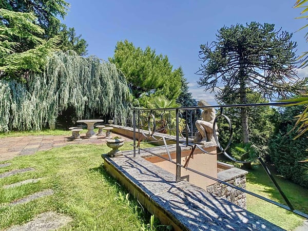 Villa de style Toscan au cur de Pully 10