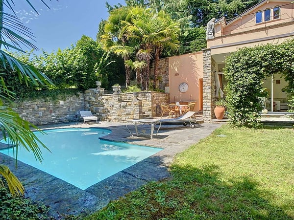 Villa de style Toscan au cur de Pully 11