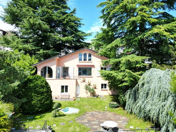 Villa de style Toscan au cur de Pully 9