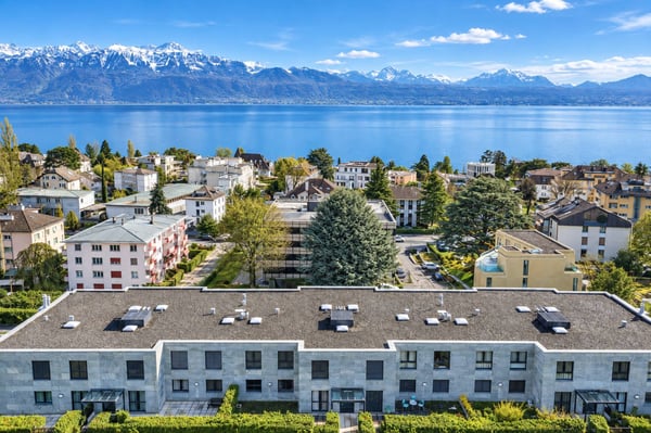 Duplex contemporain avec jardin privatif et vue sur les Alpes à Pully Sud 10