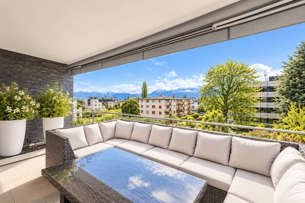 Duplex contemporain avec jardin privatif et vue sur les Alpes à Pully Sud 5