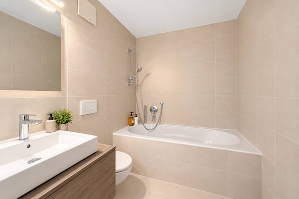 Duplex contemporain avec jardin privatif et vue sur les Alpes à Pully Sud 9