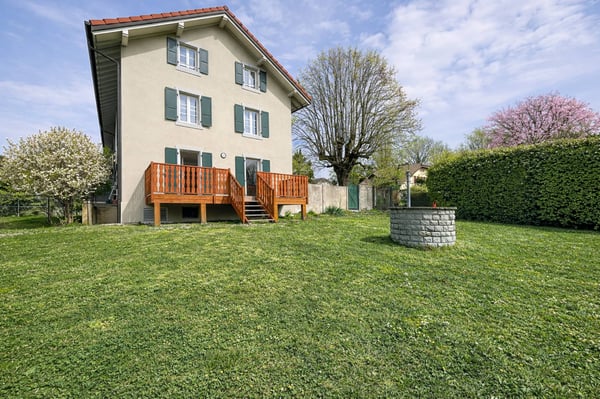 Triplex de 4.5 pièces - grand jardin et vue partielle sur lac 11
