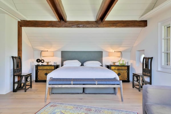 Propriété d'architecte intégralement rénovée 6