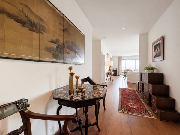 Appartement de standing de plus de 360 m2 avec vue sur le lac 2