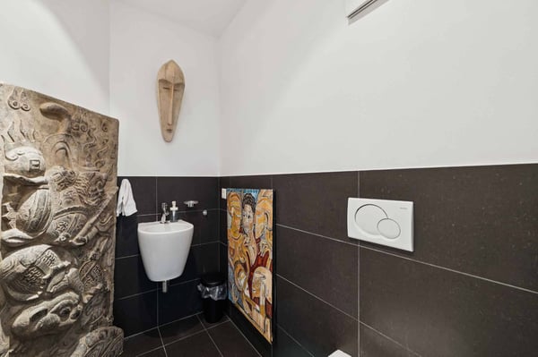 Opportunité rare : Loft avec rooftop au centre-ville 8