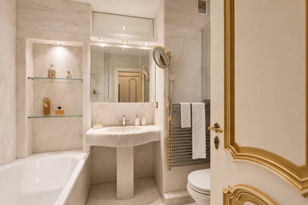 Élégant appartement de 5.5 pièces au coeur du quartier d'Ouchy 9
