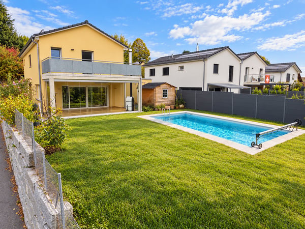 Villa contemporaine avec piscine et jardin privatif 2
