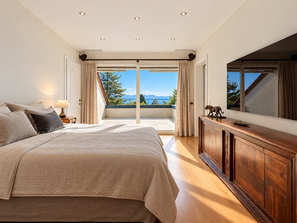 Propriété de Maître à la vue sur le Léman et le Jura 8
