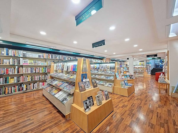 RARE : Part de copropriété à vendre sur la Place Pestalozzi 3