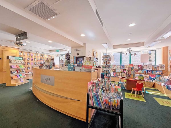 RARE : Part de copropriété à vendre sur la Place Pestalozzi 5