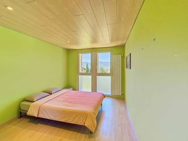 Villa individuelle avec piscine dans quartier résidentiel 8