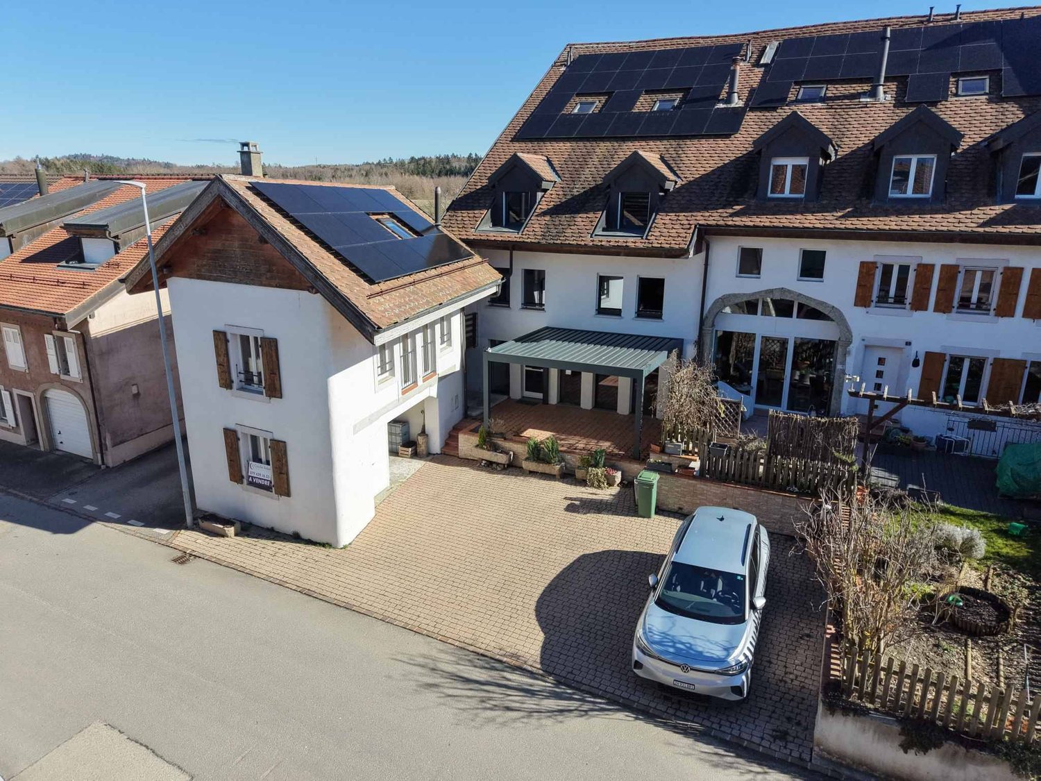 Immobilie in Valeyres-sous-ursins - Maison de caractère rénovée avec studio indépendant et espaces généreux - Bild 0