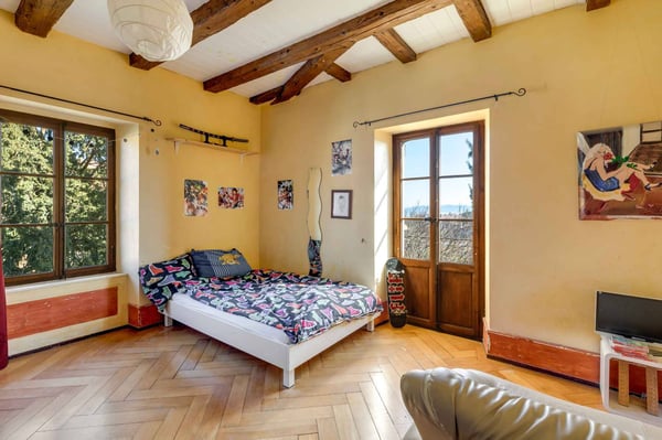 Maison bourgeoise avec vignoble 4