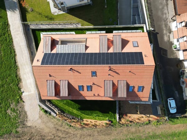 Logement de 4.5 pièces au dernier étage avec vue dégagée 3