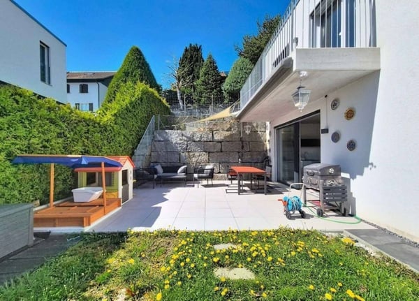 Villa d'architecte contemporaine avec espaces généreux 12
