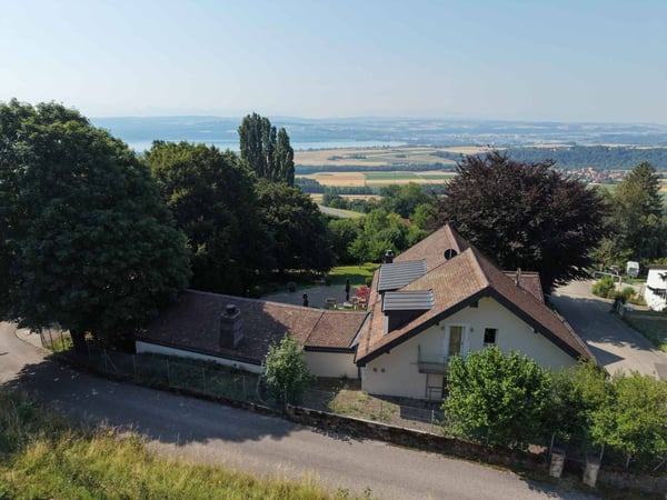 Grande propriété avec vue lac 1