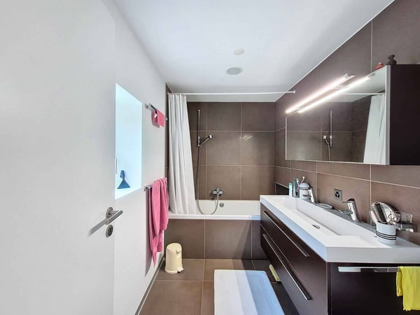 Villa unique dans un quartier résidentiel ! 9