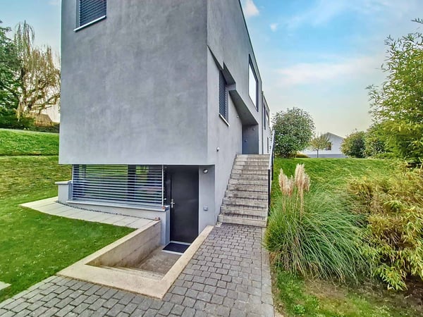 Villa unique dans un quartier résidentiel ! 3