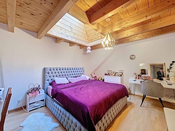 Immeuble d'habitation avec café-restaurant au coeur de la Broye 12