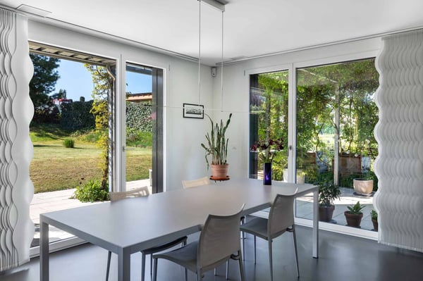 VILLA CONTEMPORAINE MINERGIE DANS UN ENVIRONNEMENT PRIVILÉGIÉ 5