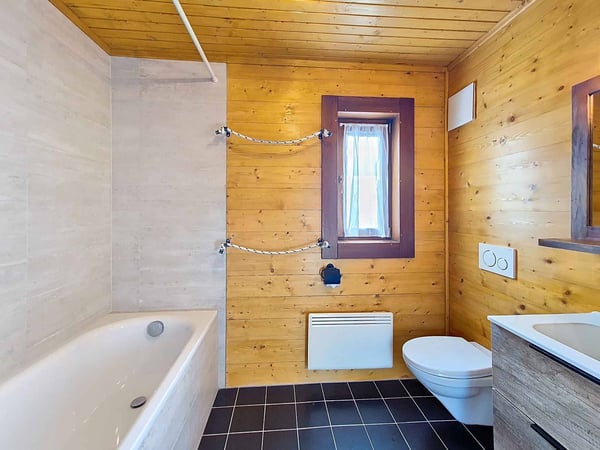 Rare à la vente - Villa à deux pas du lac ! 8