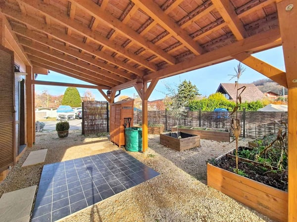 Rare à la vente - Villa à deux pas du lac ! 10