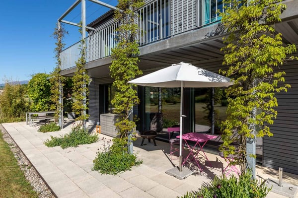 VILLA CONTEMPORAINE MINERGIE DANS UN ENVIRONNEMENT PRIVILÉGIÉ 6
