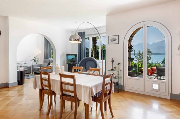 Magnifique maison de trois appartements avec vue lac, proche du centre-ville ! 3