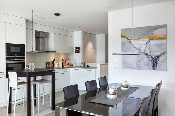 PIEDS DANS L'EAU ! SPACIEUX APPARTEMENT PROCHE DE TOUTES LES COMMODITÉS. 6