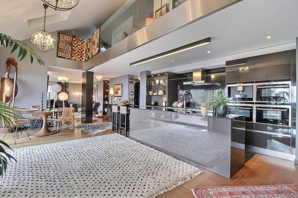 Magnifique attique en duplex avec vue imprenable sur le lac 1