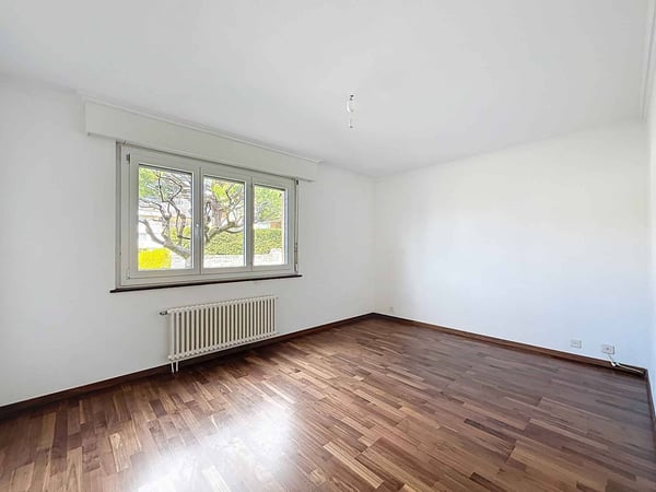 Appartement de 1.5 pièces avec balcon et vue dégagée 6