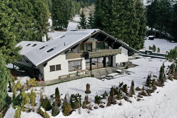 Somptueux chalet avec piscine et vue imprenable sur les Dents-du-Midi 1