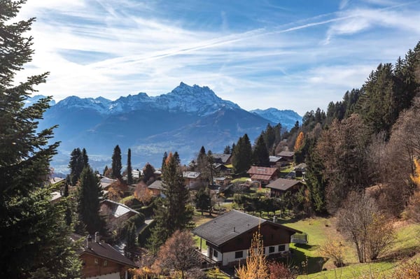 Chalet d'exception avec ascenseur privatif et vue imprenable 4