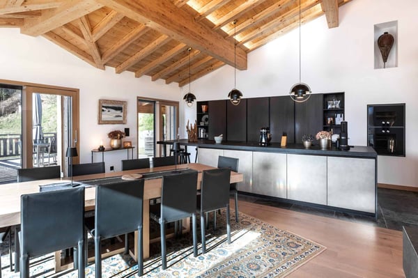 Chalet d'exception avec ascenseur privatif et vue imprenable 6