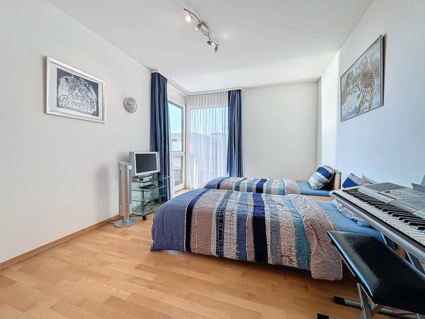Rare ! Appartement de 5.5 pièces avec superbe vue sur le lac 8